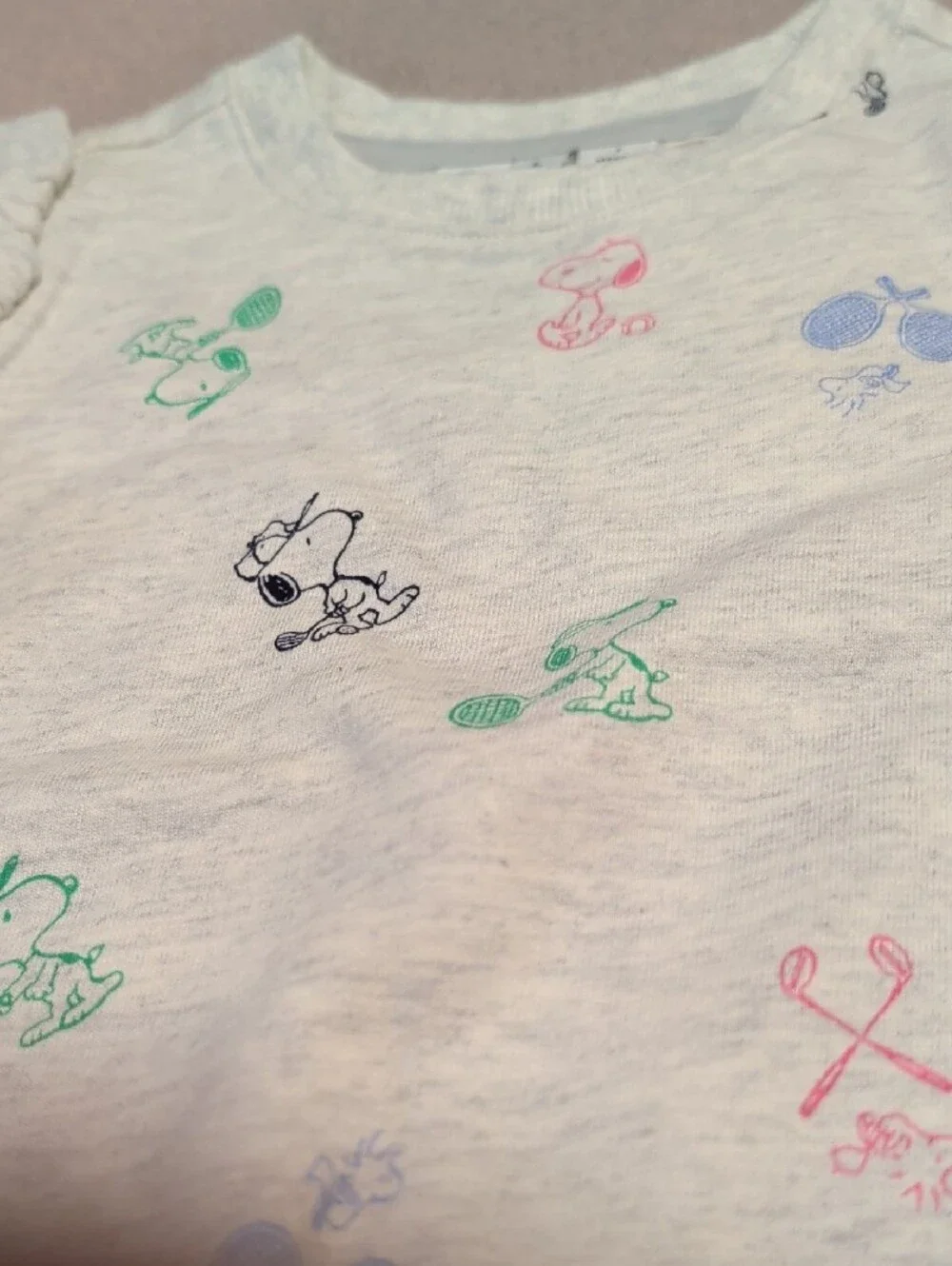 Adorable PEANUTS™ Snoopy Sweatshirt New with Tags Size 3